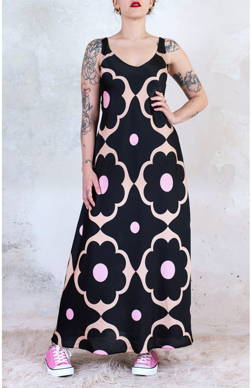 NIRVANA LONG PERFECTO DRESS...