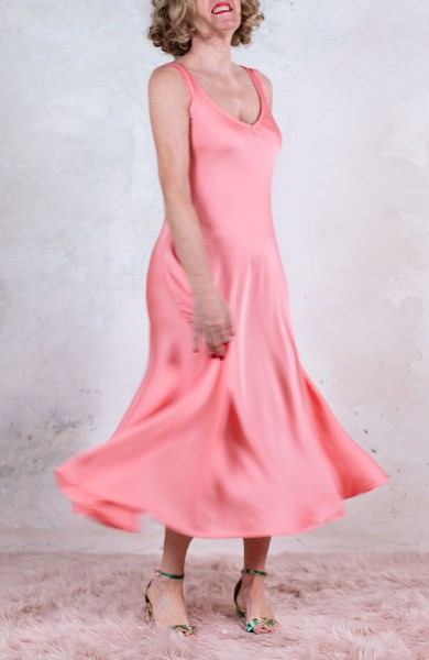 NIRVANA PERFECTO DRESS - Rosa Deciso