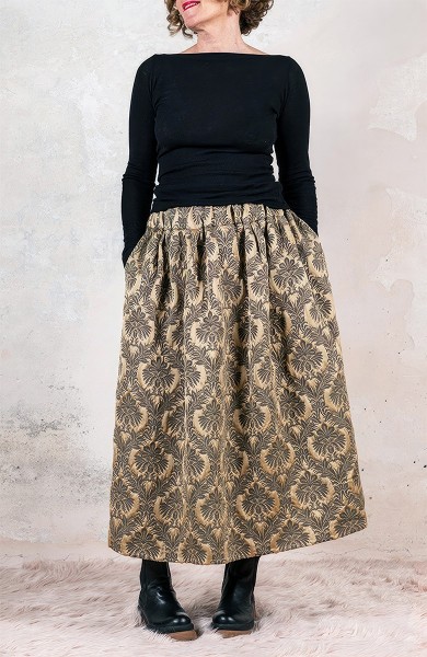 GRAPHIC BROCADE TRAVEL SKIRT - Precious Gold