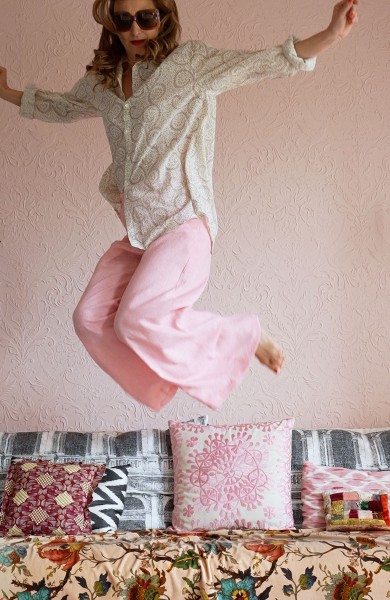 LINEN TRAVEL PANT CALL TO BEAUTY EDITION - The Beauty of a Petal