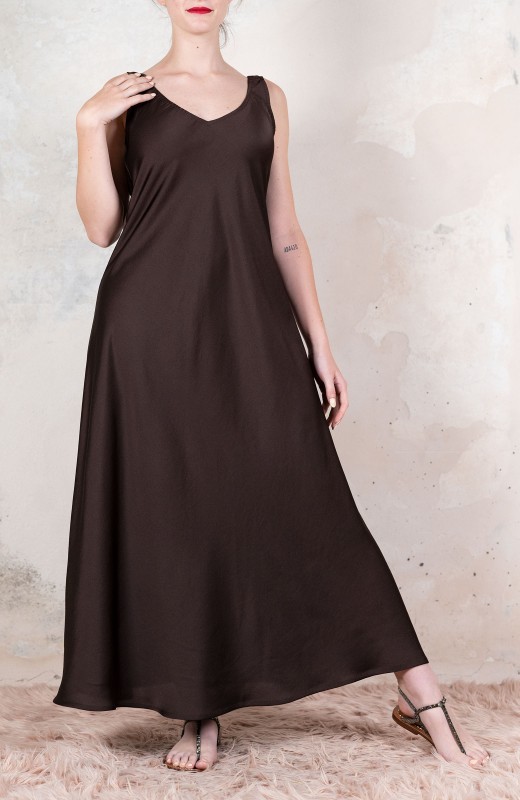 NIRVANA LONG PERFECTO DRESS...